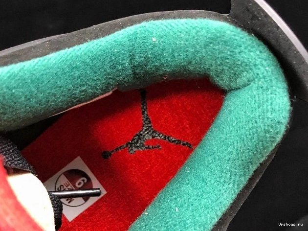 Gorge AQ3816-063 Jordan NRG Black Red Green-Varsity Air 4 0209